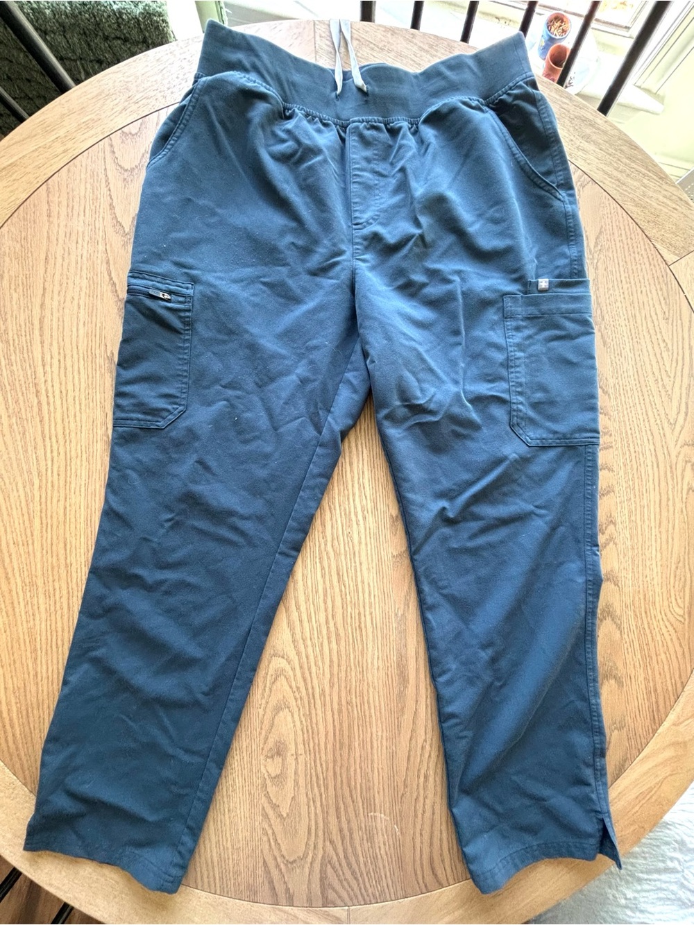 Women’s Dark Harbor Figs Scrub Pants